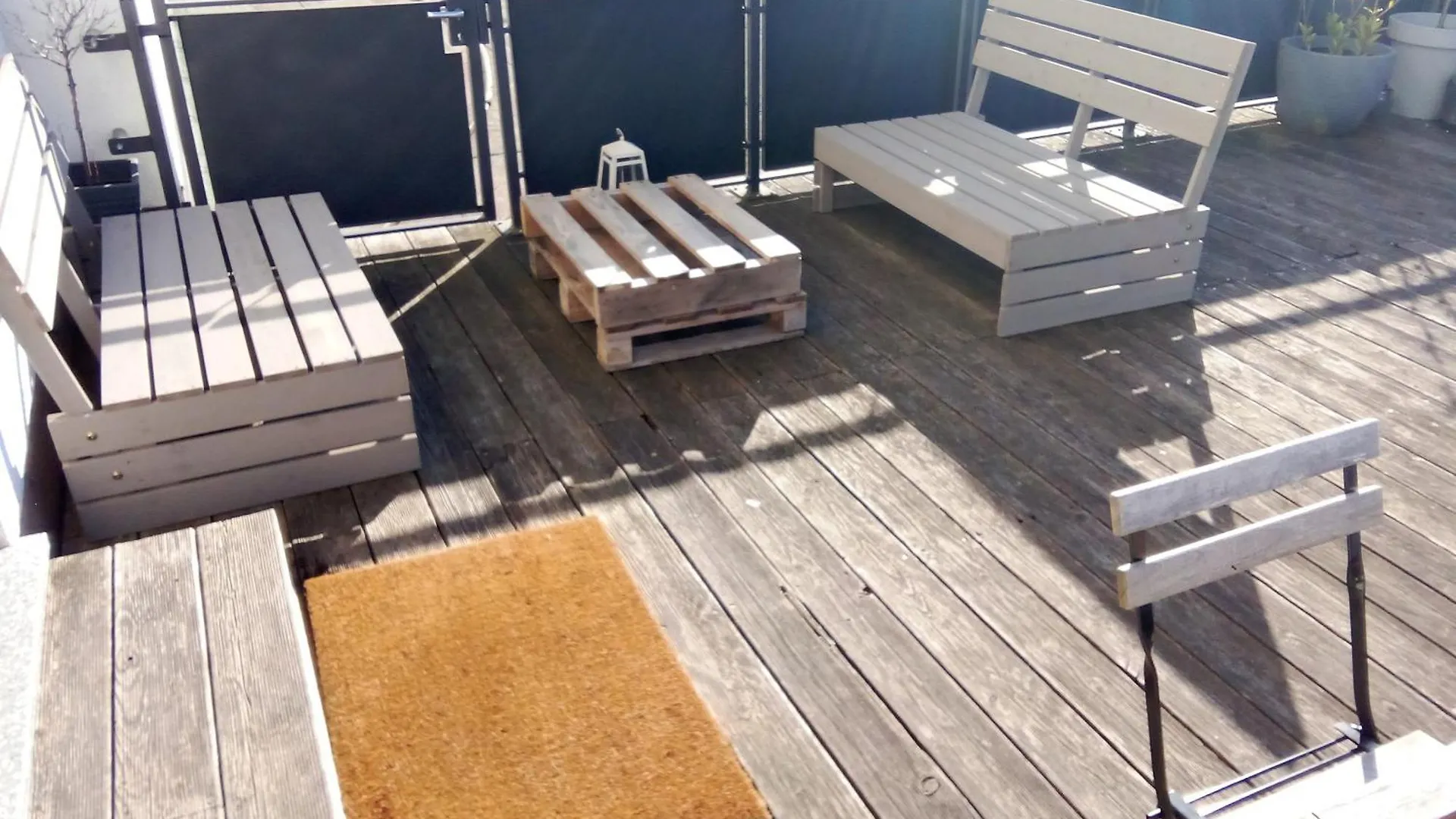 אוגסבורג Virginie Apartments - Grosszuegige 145 Qm Mit Balkon Und Parkplatz